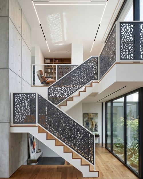 • Lichtspiele statt Langeweile • Struktur statt glatte Standardwand • Tiefe statt flache Optik • Raumtrenner statt Kompr...